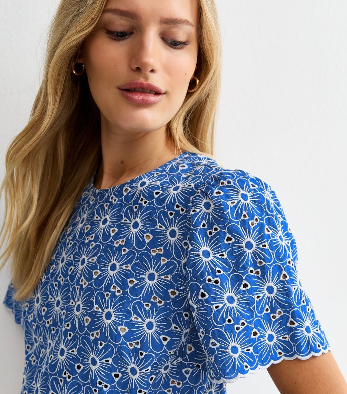 New Look Women's Blue Cutwork Floral Crew Neck Top New Look