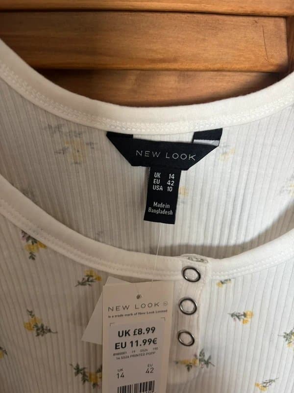 New Look New Look white ditsy floral vest top Size 14 BNWT