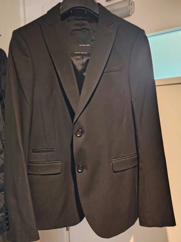 Zara Man Zara Man Black Slim Fit Blazer - Size M / New Without Tags