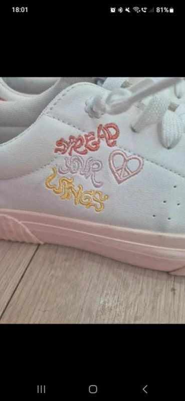 Bershka Bershka "Spread Your Wings" Trainers size 6 excellent condition