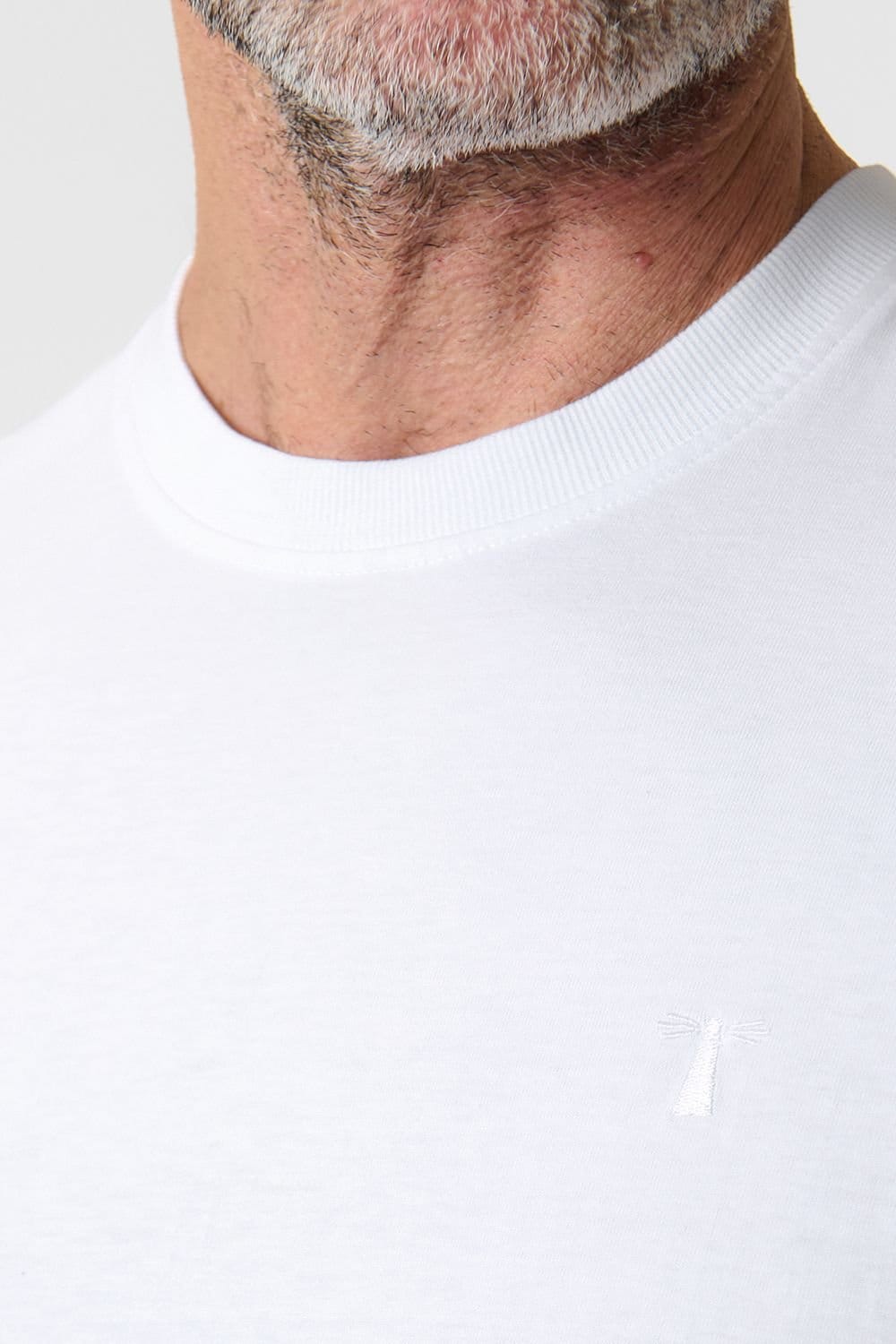 Saltwell Saltwell Men's Garment Dye Cotton Jersey Crew Neck T-Shirt in White - 4