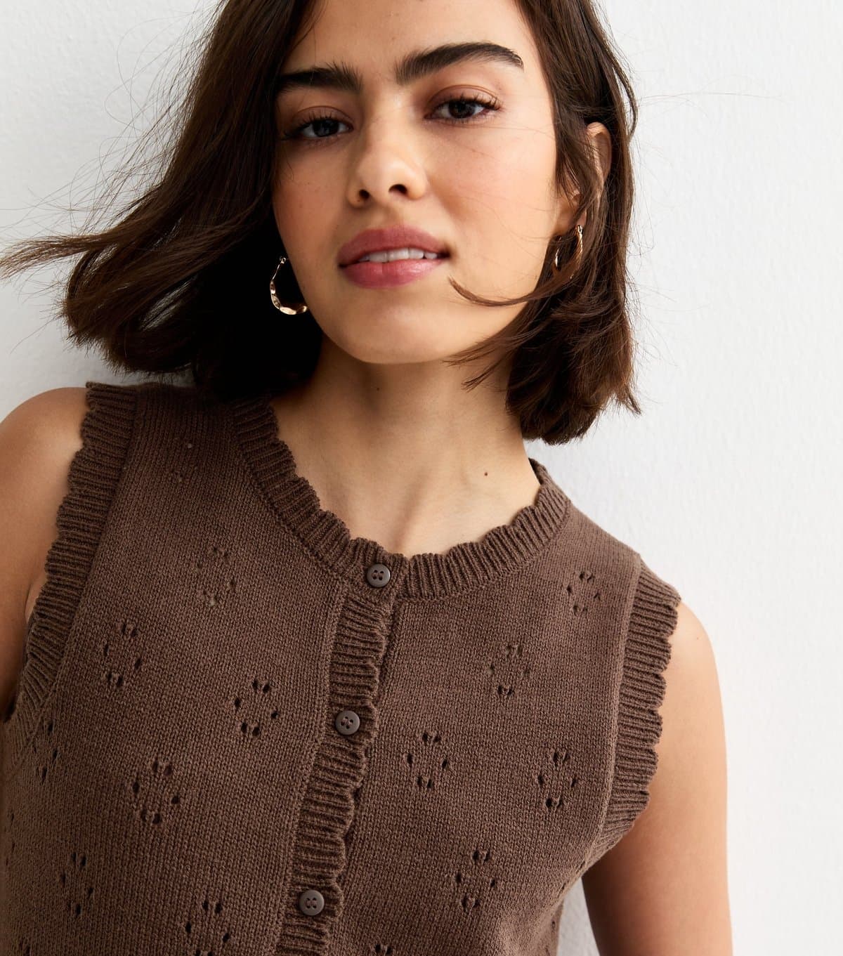 New Look Women's Brown Stitch Cotton Rich Detail Scallop Trim Waistcoat New Look