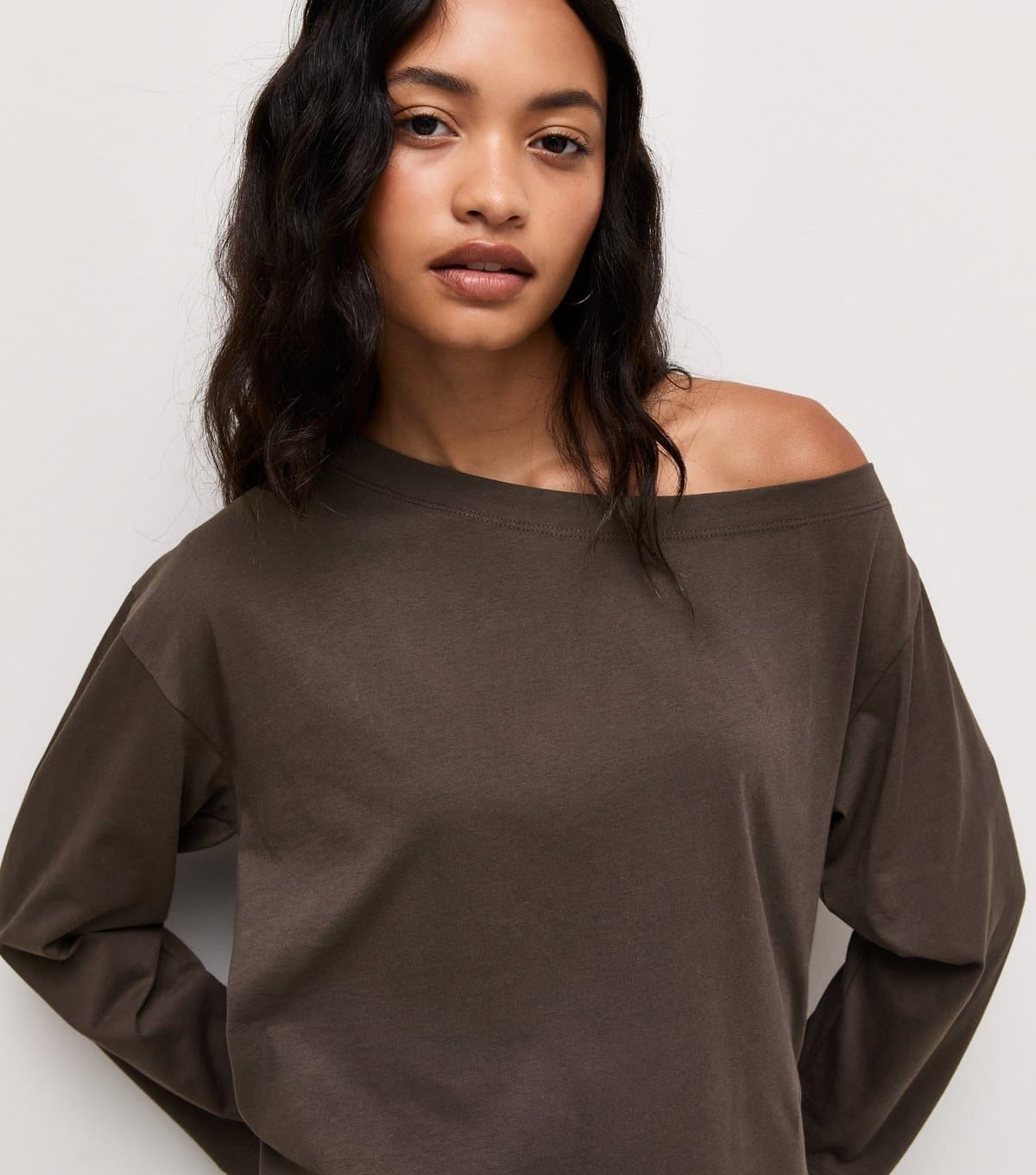 New Look Women's Dark Brown Cotton Long Sleeve Off The Shoulder Top New Look