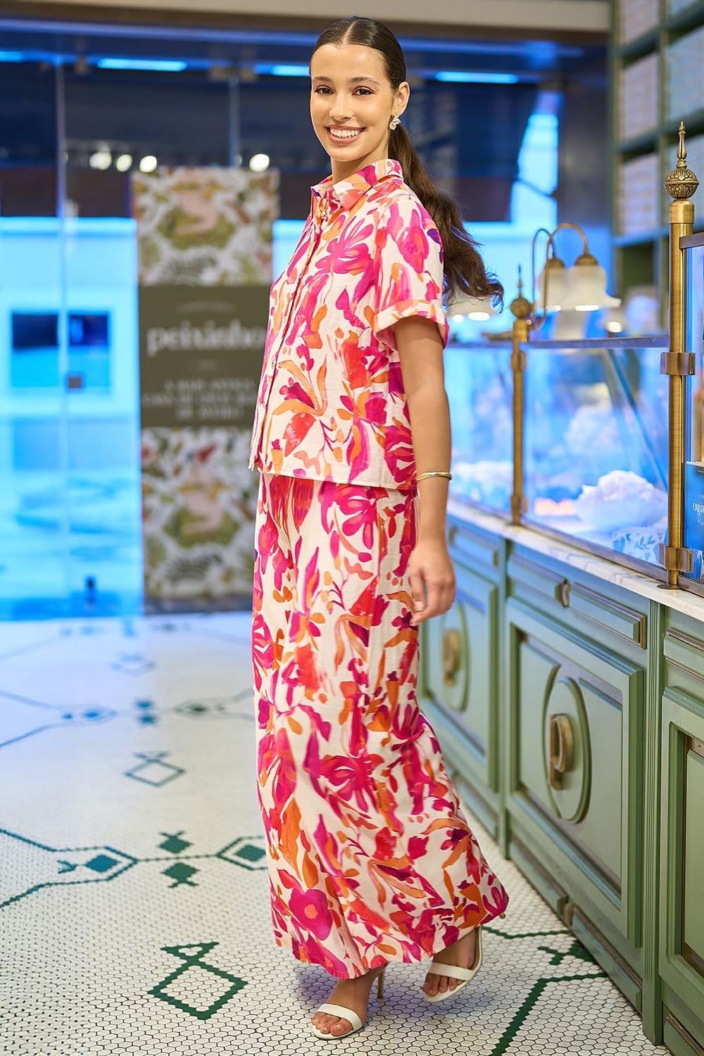 Yumi Yumi Women's Pink Abstract Floral Wide Leg Trousers - 4