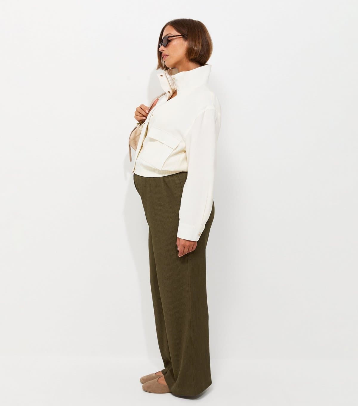 New Look Women's Maternity Light Khaki Crinkle Texture Wide Leg Trousers New Look