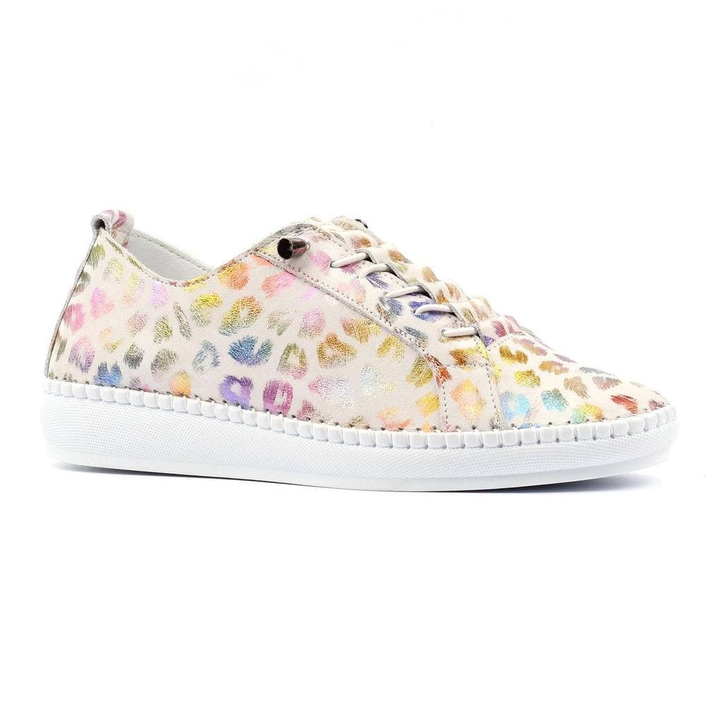Lunar Lunar Women's Jana Leopard Print Leather Shoes