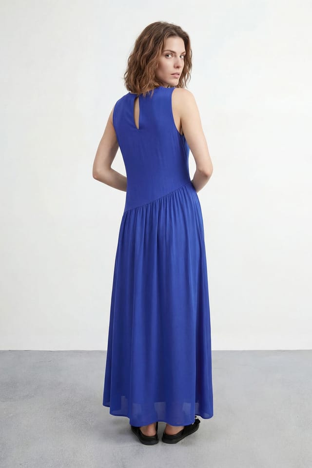 Warehouse Warehouse Women's Petite Plain Dropped Waist Chiffon Tiered Maxi Dress in Cobalt - 3