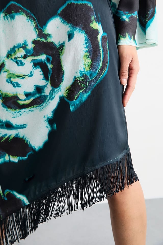 Warehouse Warehouse Women's Placement Print One Shoulder Satin Midi Dress in Floral - 2