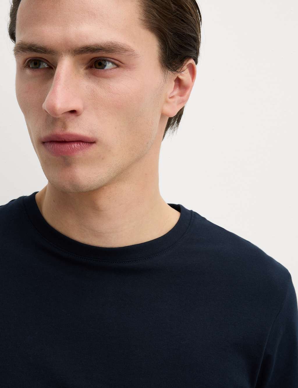 Marks & Spencer M&S Slim Fit Pure Cotton Crew Neck T-Shirt Dark Navy - 3