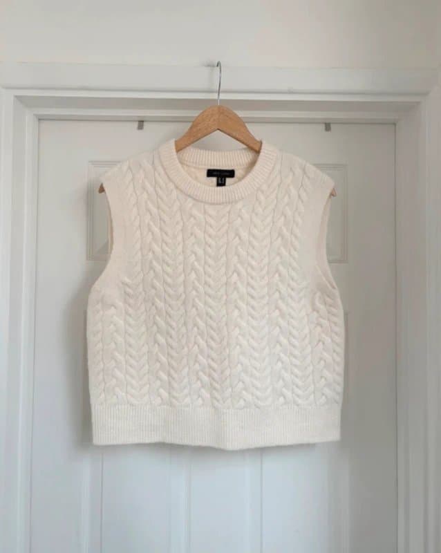New Look Beautiful Women's New Look Cream Cable Knit Sweater Vest Tank Top Waistcoat size M 12-14