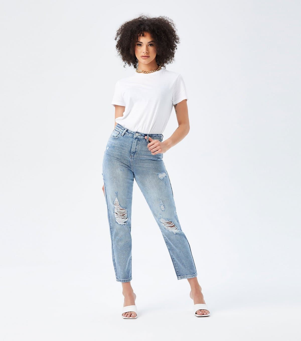 Urban Bliss Women's Blue Ripped Mom Jeans Urban Bliss New Look