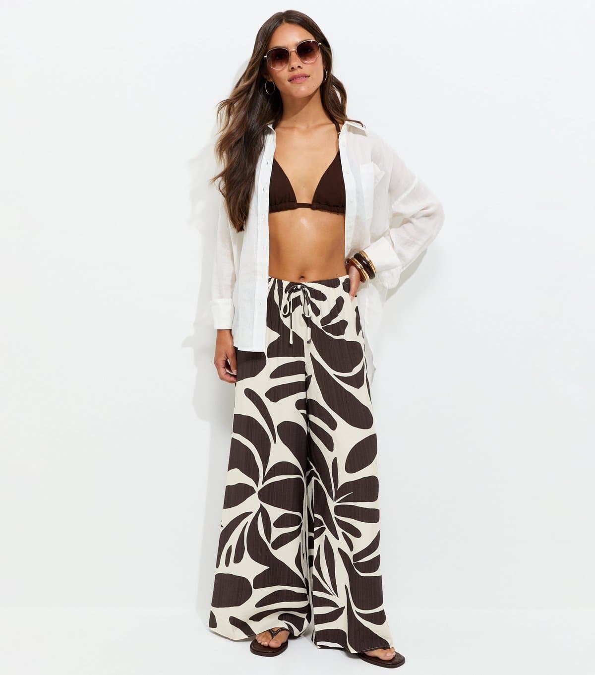 New Look Women's Petite Brown Abstract Flower Print Beach Trousers New Look