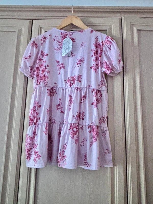 In The Style In The Style floral size 10 peplum longer length style top