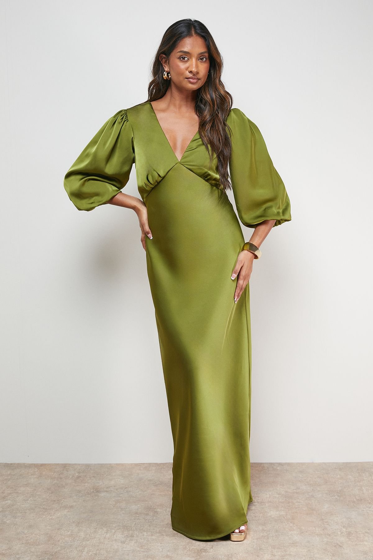 Oasis Oasis Women's Satin V Neck Balloon Sleeve Bias Midi Dress in Olive - 2