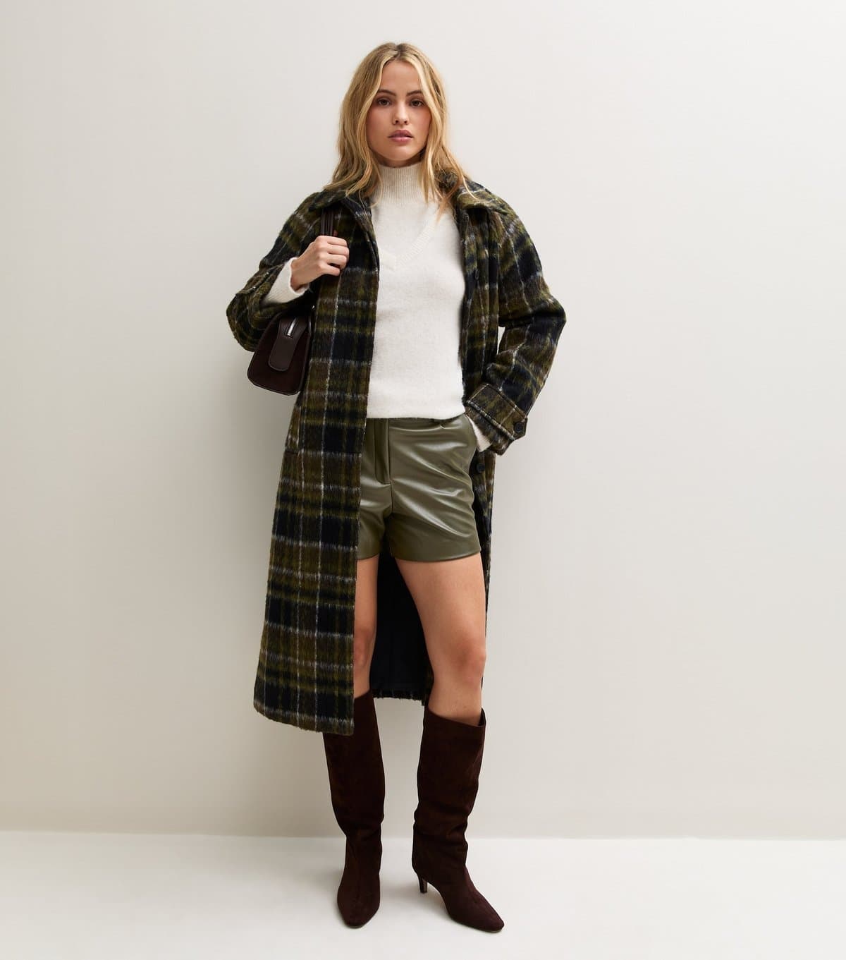 New Look Women's Light Khaki Faux Leather Tailored Shorts New Look