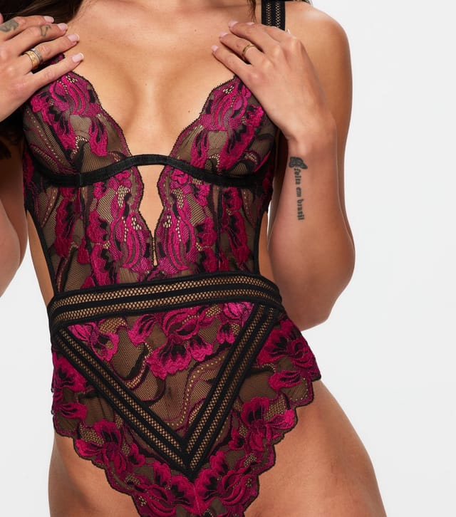 Ann Summers Women's Black and Pink Lace Embracing Bodysuit Ann Summers New Look - 2