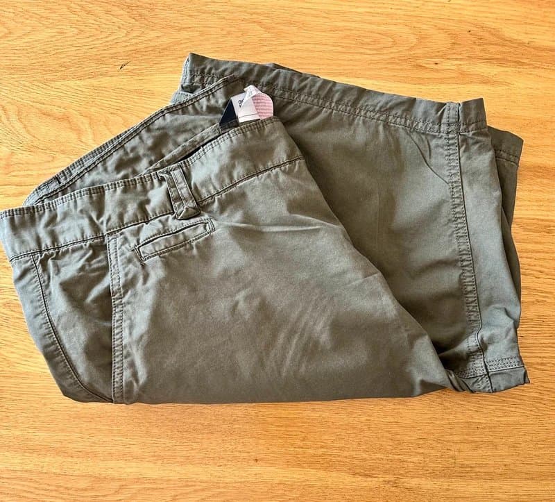 Regatta Men’s cotton cargo shorts size UKXL (W40”)