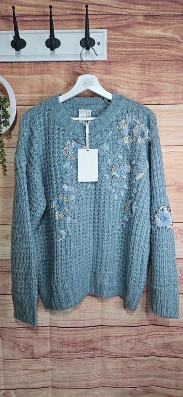 YAS Gorgeous bnwt sparkly embroidered chunky knit jumper size 12-14