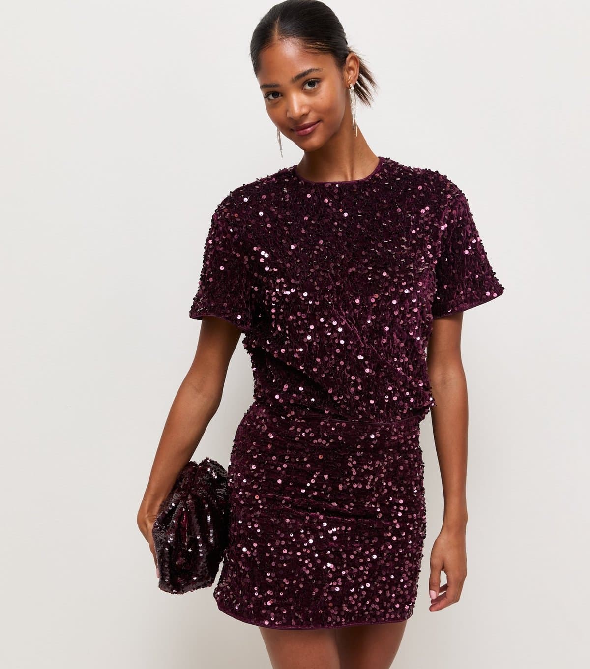 New Look Women's Dark Burgundy Sequin Velvet Mini Skirt New Look