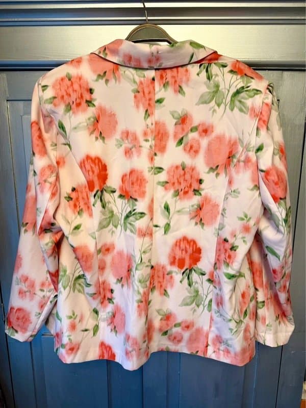 ASOS Asos Luxe Floral print suit blazer jacket, shoulder pads, coral/peach