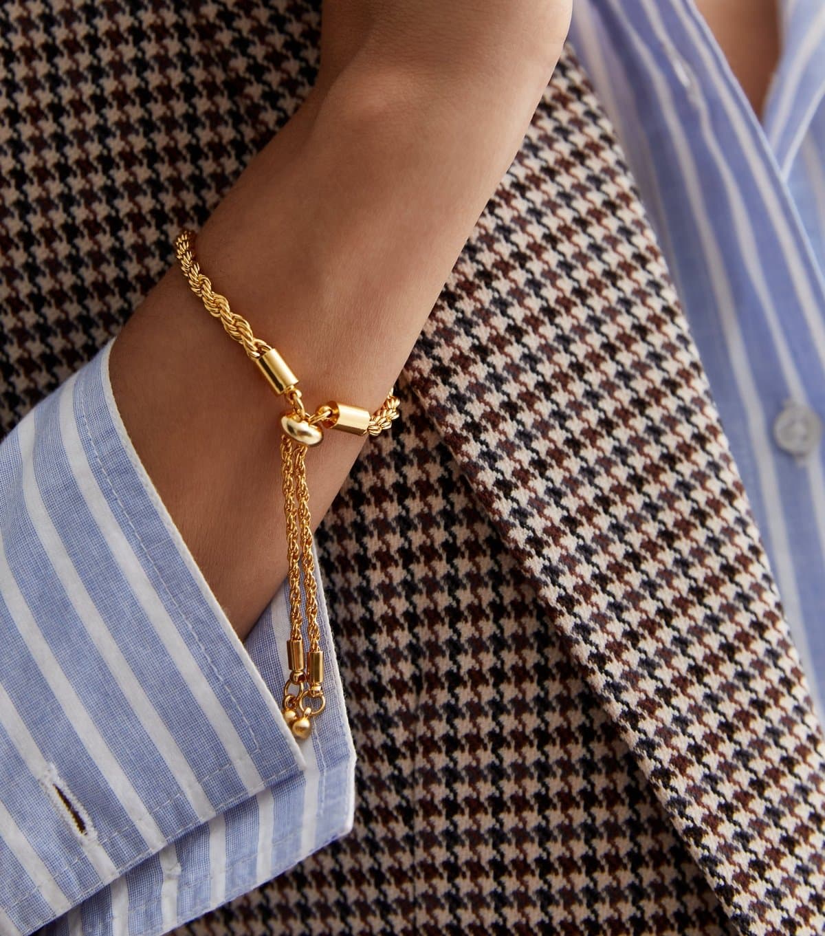 New Look 18ct Gold Plated Twist Toggle Bracelet New Look