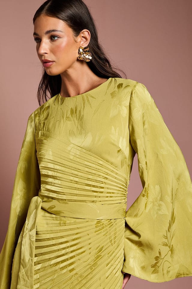 Coast Coast Women's Long Flare Sleeve Pleated Jacquard Midi Dress in Olive - 3