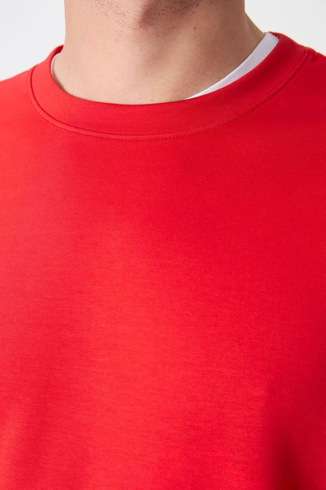 Tommy Life Tommy Life Men's Plain Crew Neck Sweatshirt in Red - 4