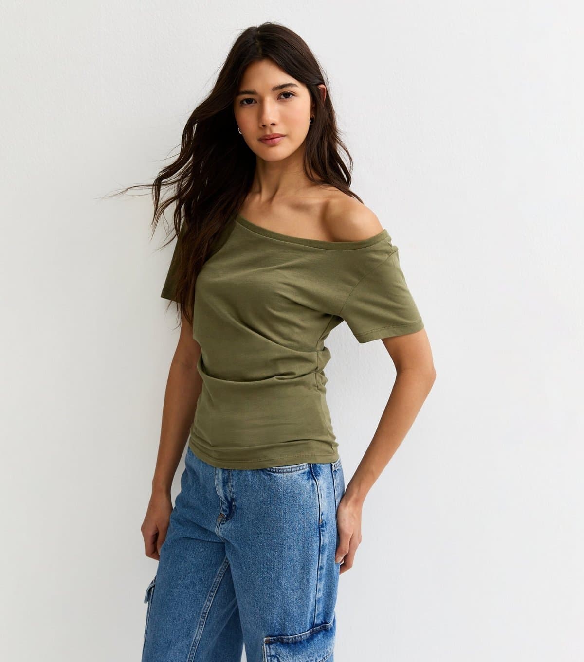New Look Women's Light Khaki Off The Shoulder Ruched T-Shirt New Look