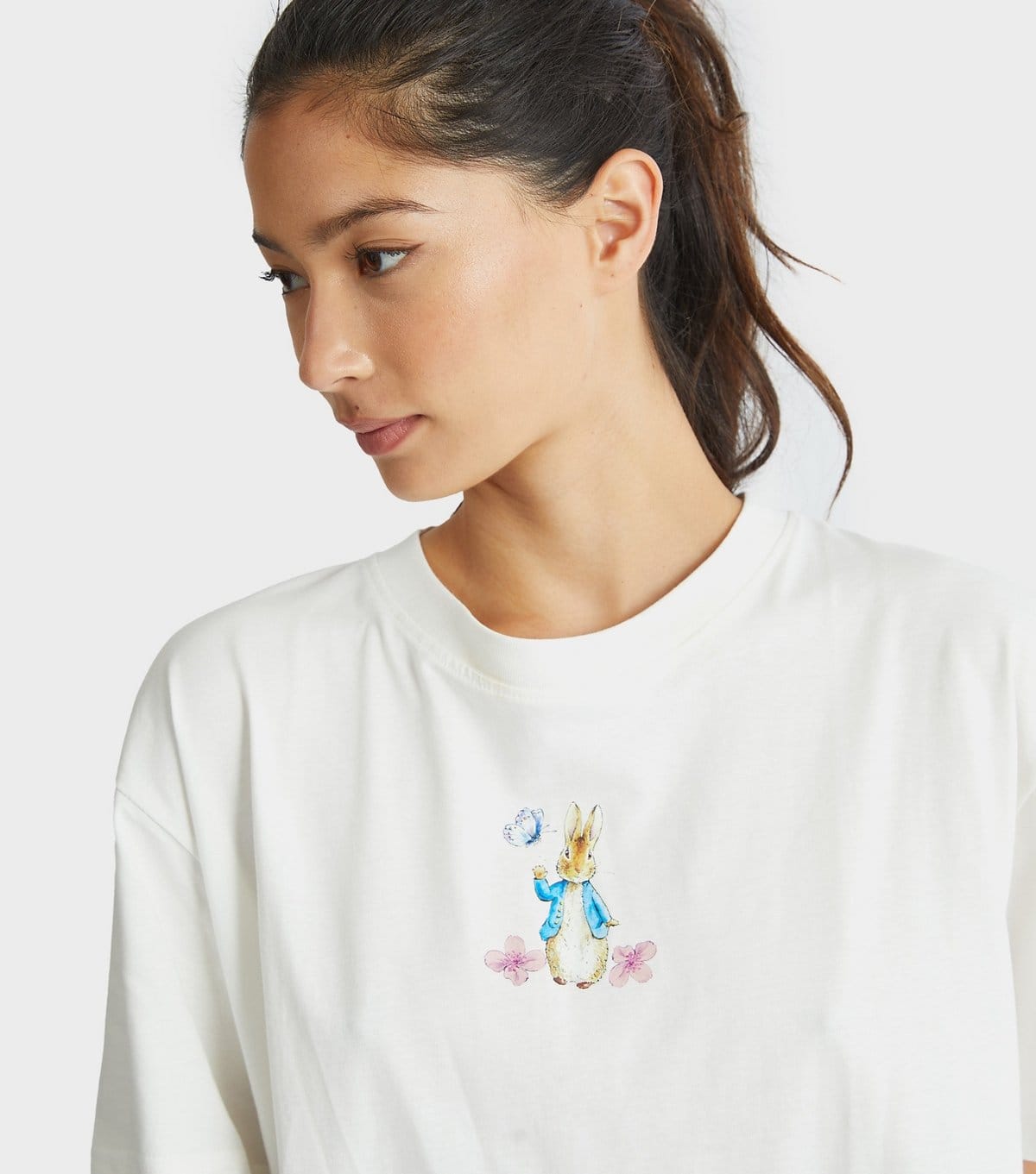 Skinnydip Women's White Peter Rabbit Print T-Shirt Skinnydip New Look - 4