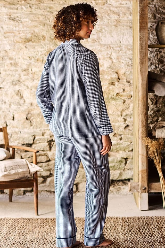 Christy CHRISTY Women's 'Gingham' Yarn-Dyed Cotton Pyjama Set in Blue - 2
