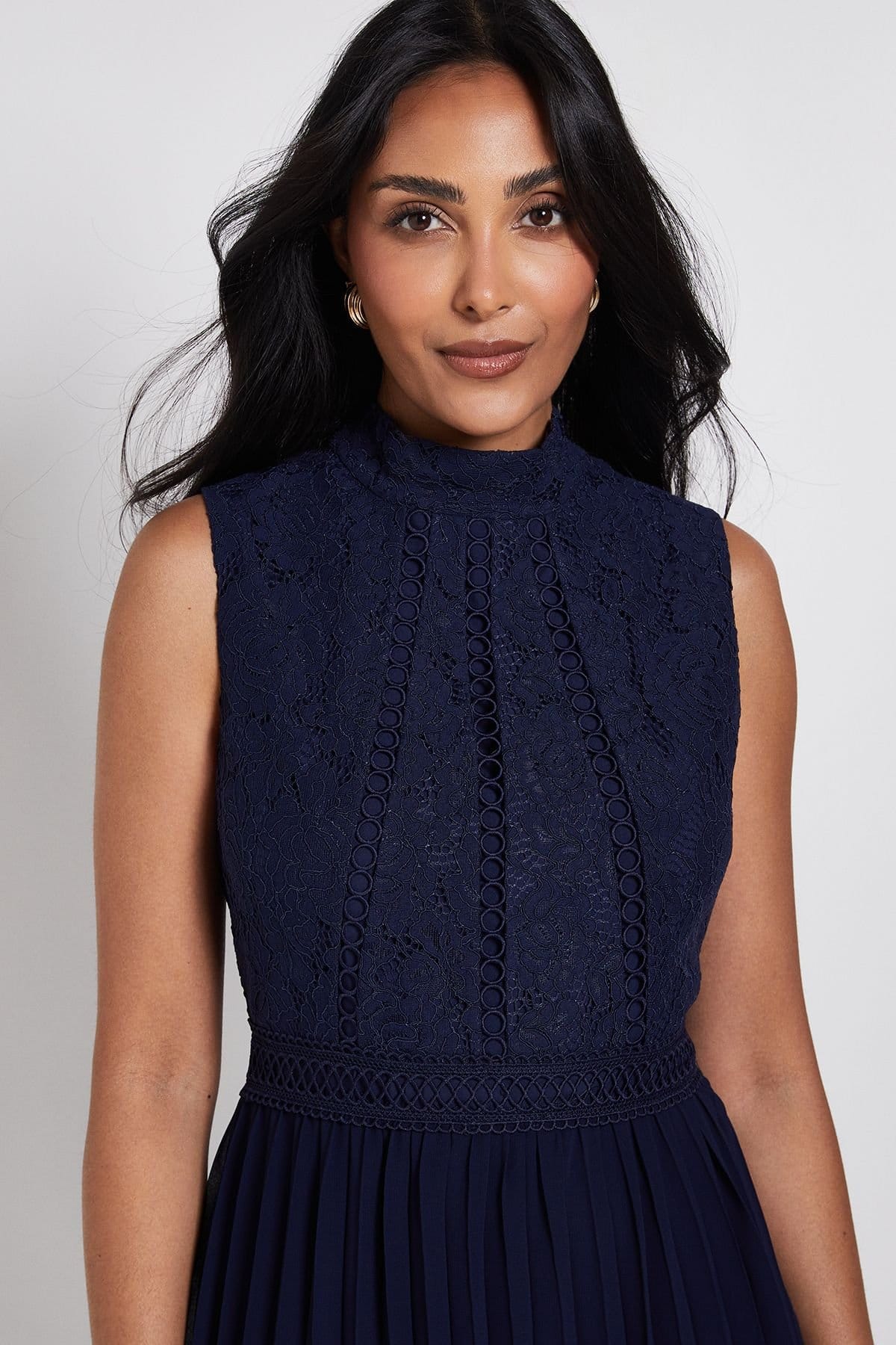 Wallis Wallis Women's Petite Lace Insert Pleated Midi Dress in Navy - 4