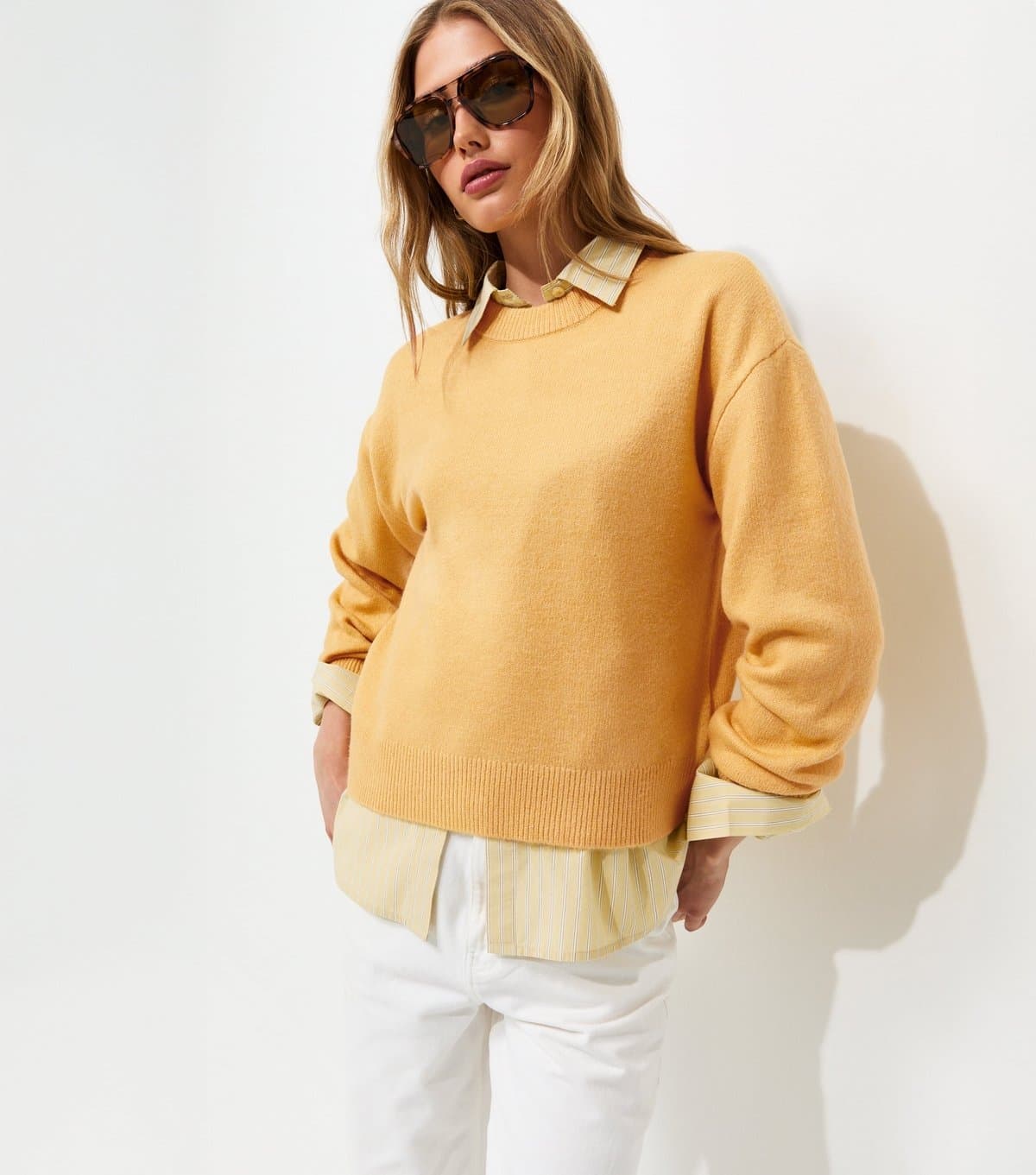 New Look Women's Yellow Midweight Crew Neck Jumper New Look
