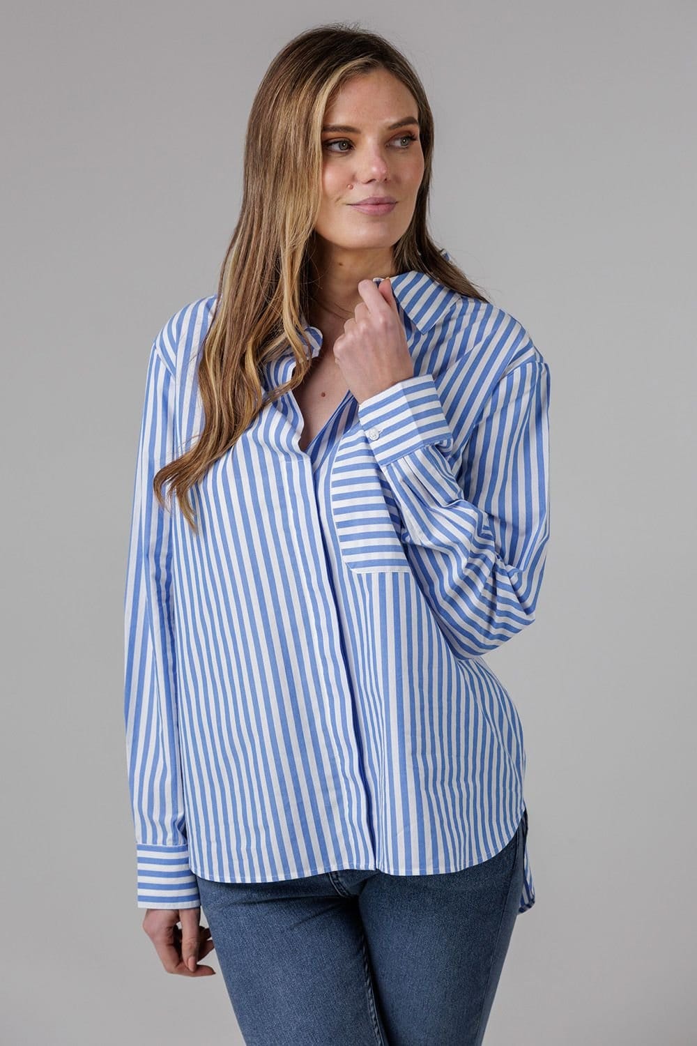 French Connection French Connection Women's Cotton Relaxed-Fit Long Sleeve Striped Popover High-Low Hem Shirt in Blue - 4