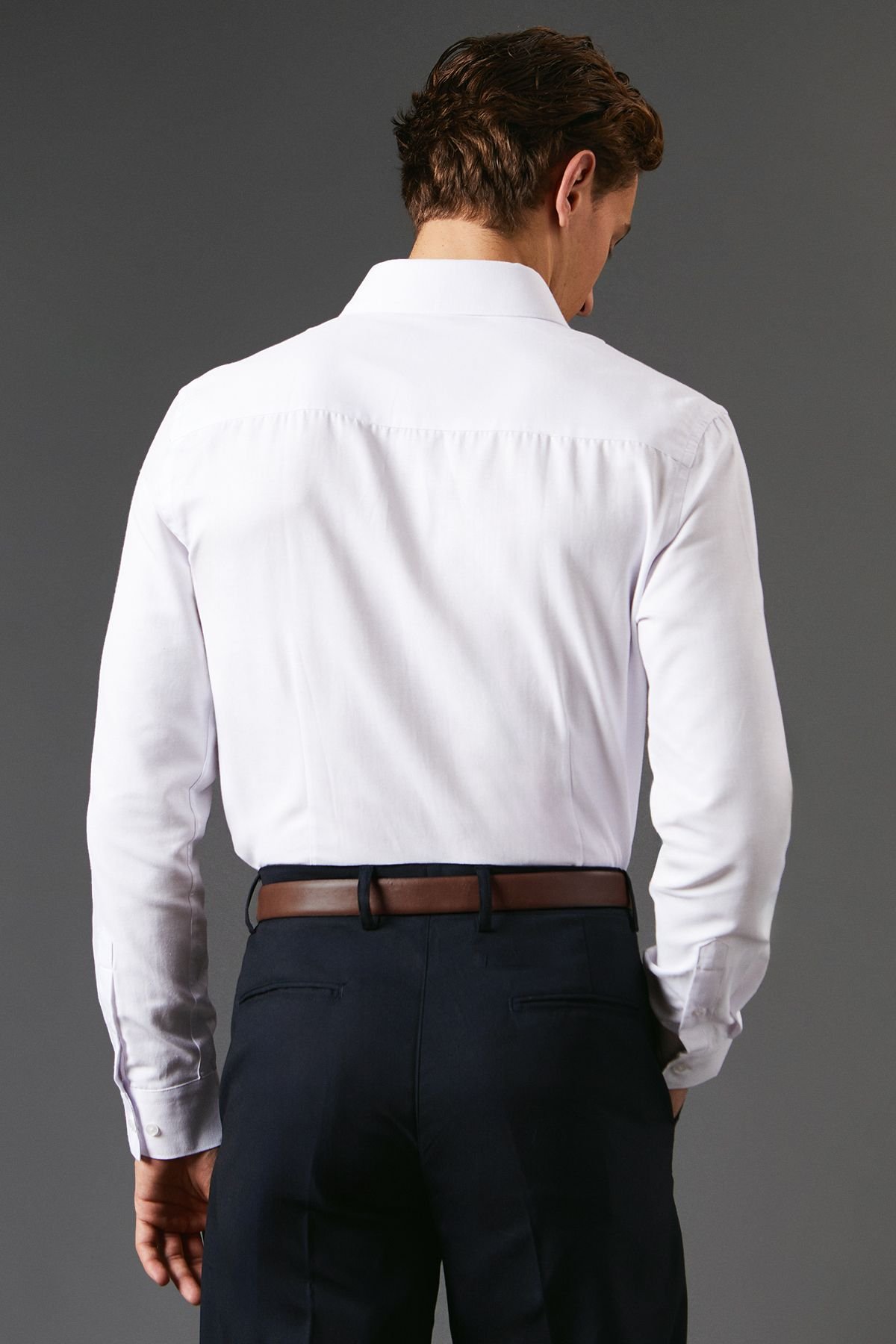 Burton Burton Men's Slim Fit Long Sleeve Herringbone Shirt in White - 3