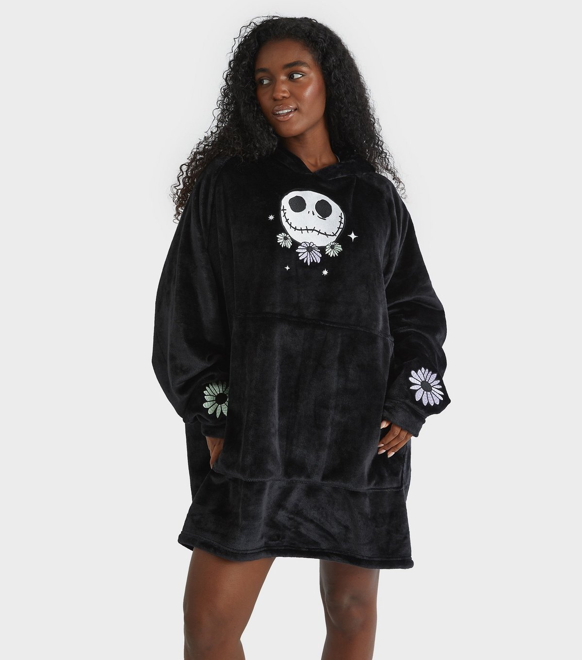 Skinnydip Women's Black Nightmare Before Christmas Fleece Blanket Hoodie Skinnydip New Look - 1