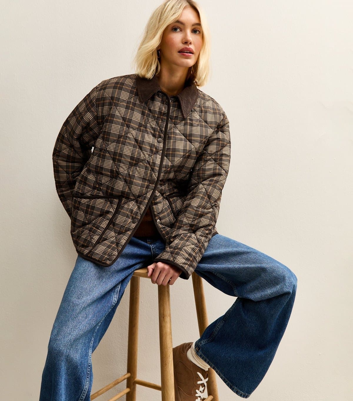 New Look Women's Brown Checked Contrast Trim Quilted Barn Jacket New Look