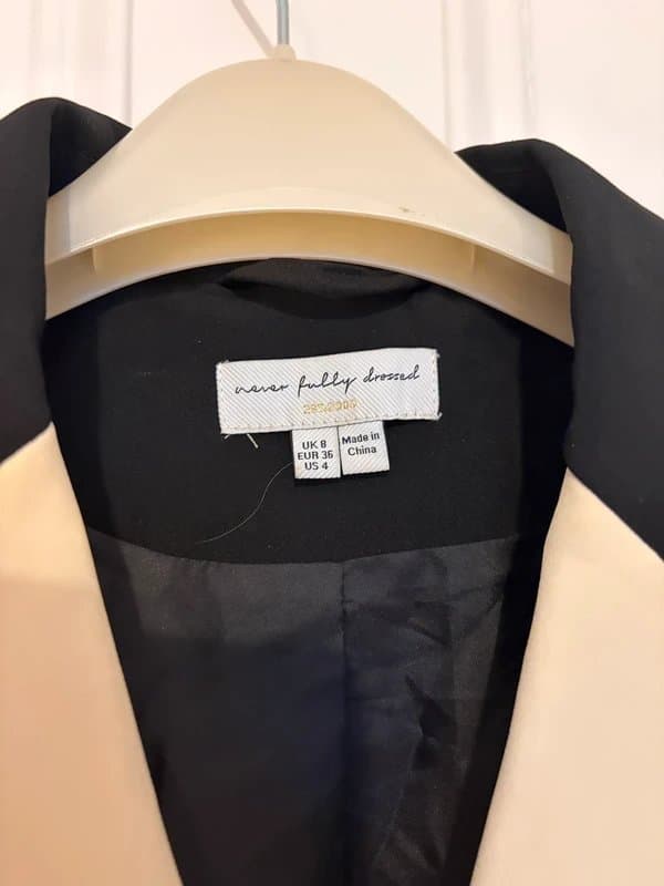 Never Fully Dressed Block Colour Blazer