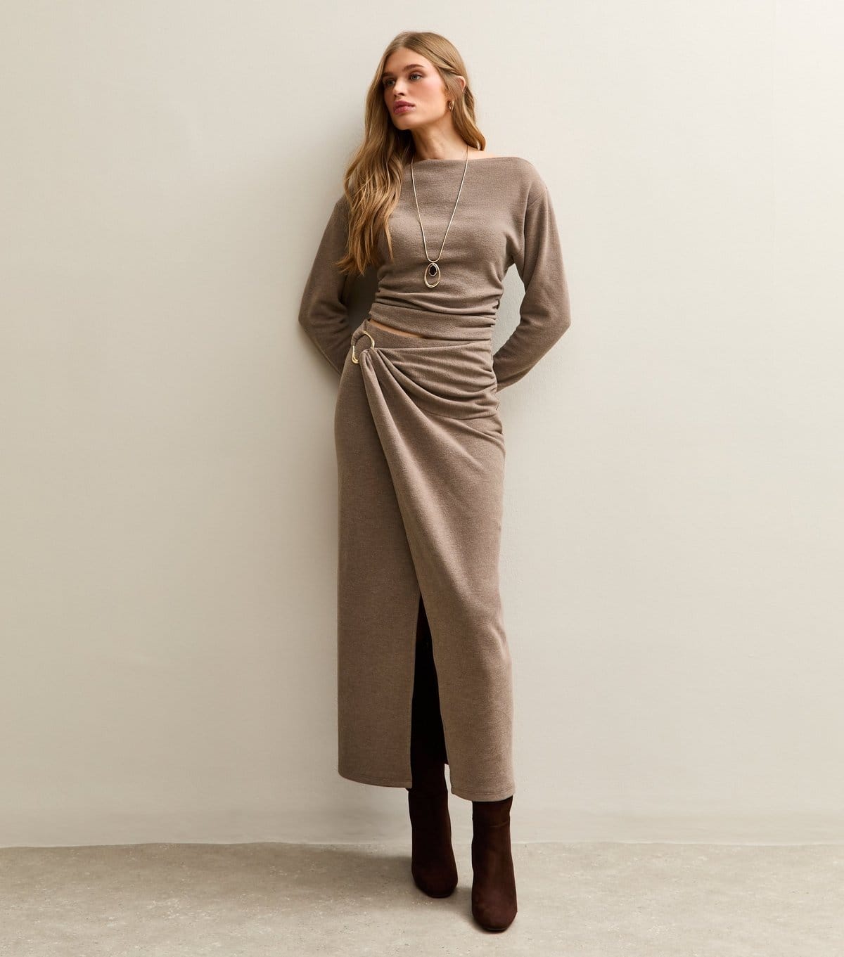 New Look Women's Mink Soft Touch Slash Neck Top New Look - 4