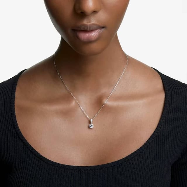 Swarovski Swarovski Women's Solitaire White Crystal Pendant 5472635 in Silver - 3