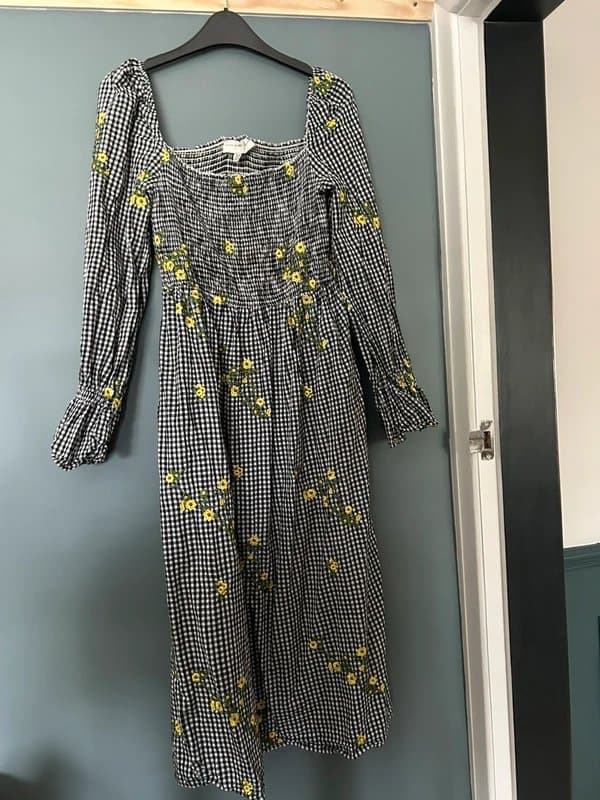 Never Fully Dressed Never Fully Dressed gingham longsleeve dress with yellow flowers Size 10