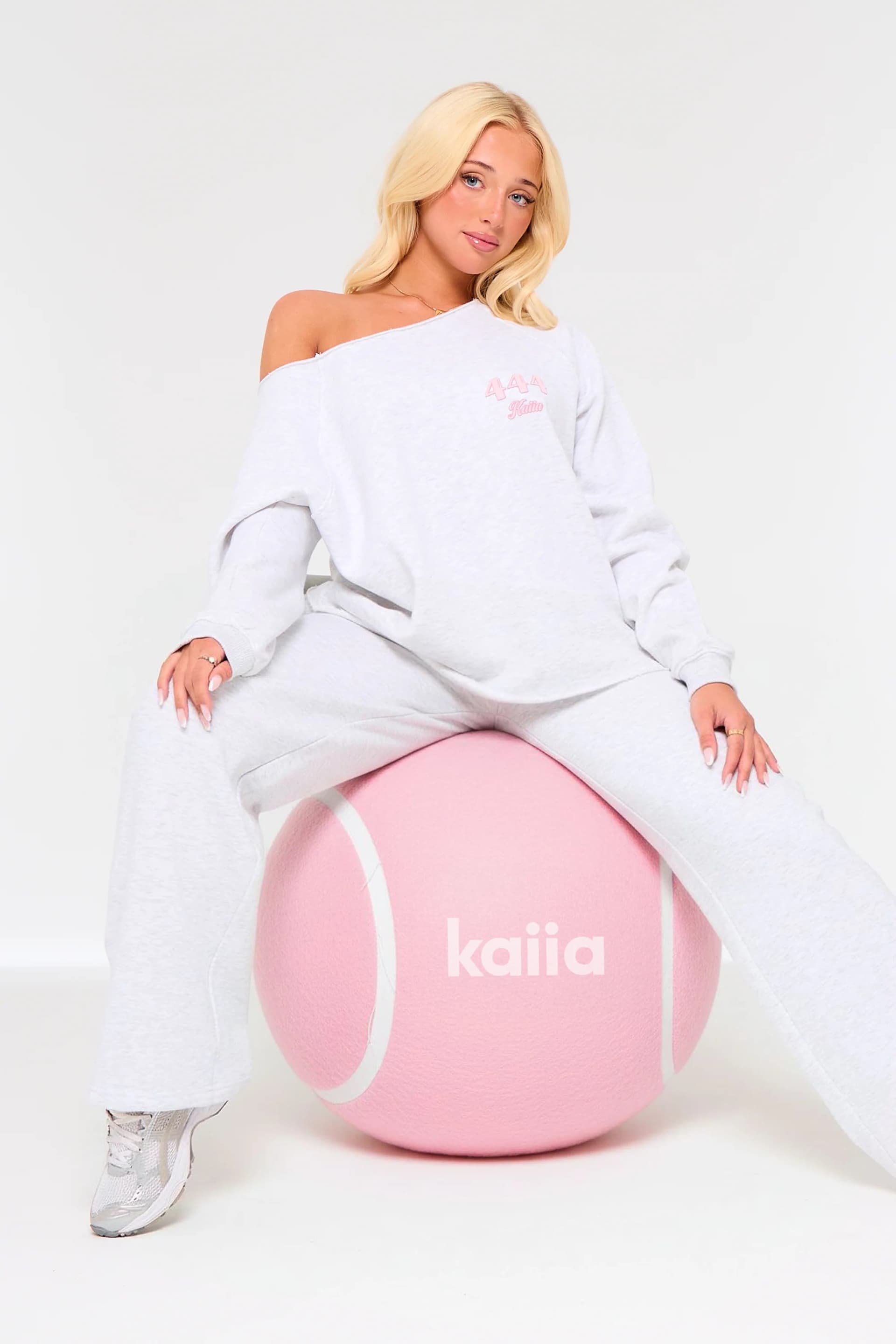Kaiia Kaiia 444 Off the Shoulder Sweatshirt Light Grey Marl & Pink