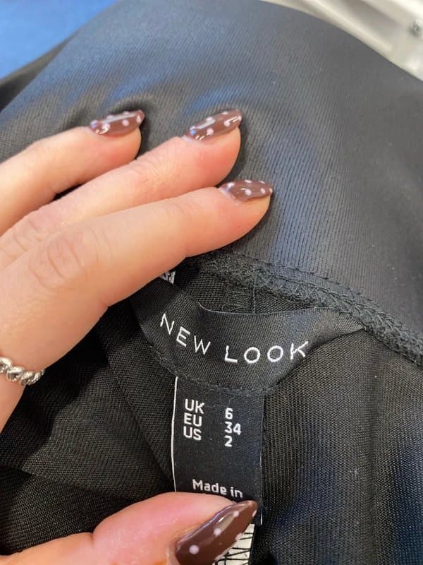 New Look Gorgeous new look black shine leggings UK 6 LM498