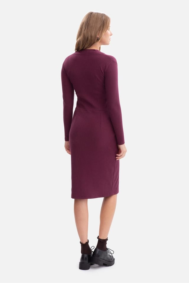 Love Lace Love Lace Women's Ribbed V Neck Fitted Midi Dress with Slit in Violet - 2