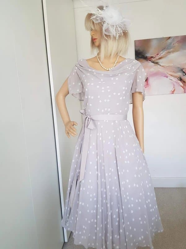 Jacques Vert Jacques Vert size 20 "as new" gorgeous special occasion dress slimming