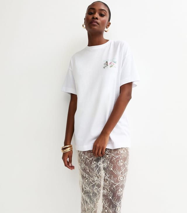 New Look Women's White Butterfly Print Oversized Tee New Look - 2