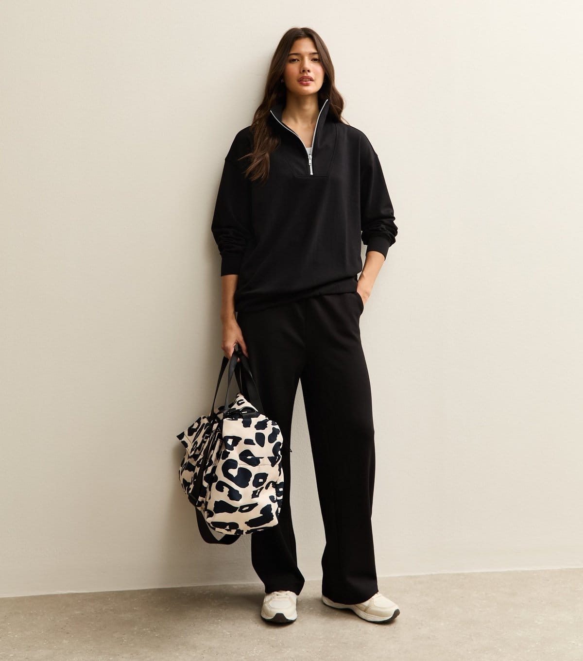 New Look Women's Premium Black Quarter Zip Sweatshirt New Look - 4