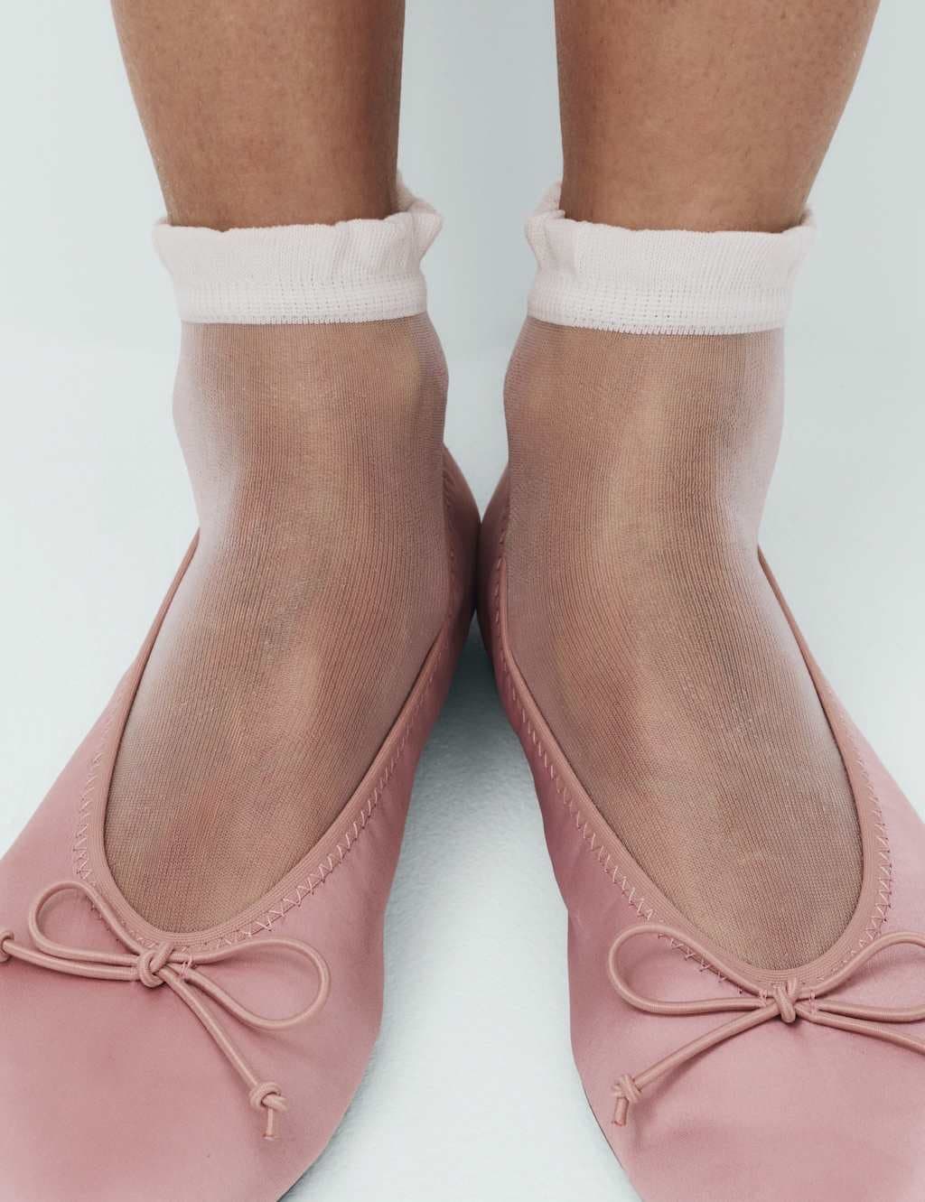 Marks & Spencer M&S Cream Cotton Blend Sheer Ruffle Ankle Socks