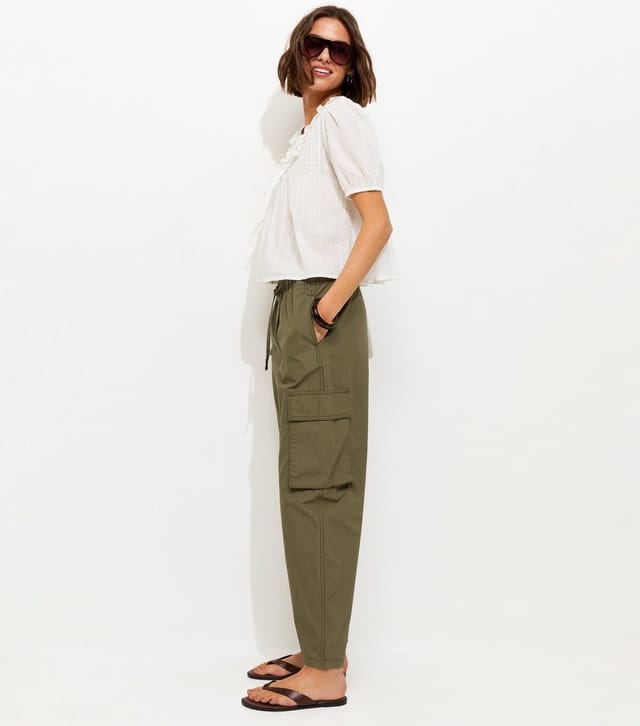 New Look Women's Dark Khaki Barrel Leg Utility Cargo Trousers New Look - 2