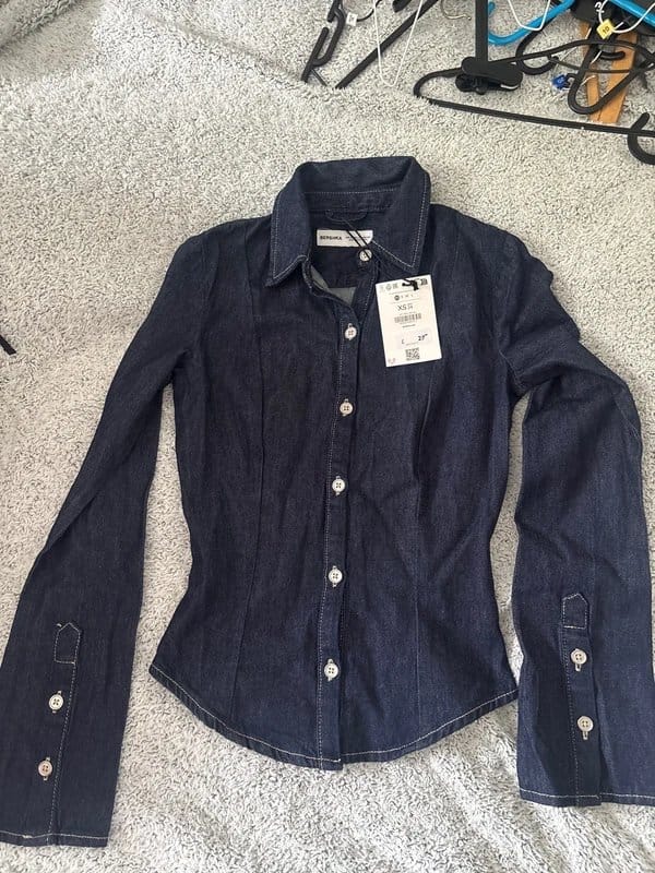 Bershka Denim long sleeve top (XS) - 1