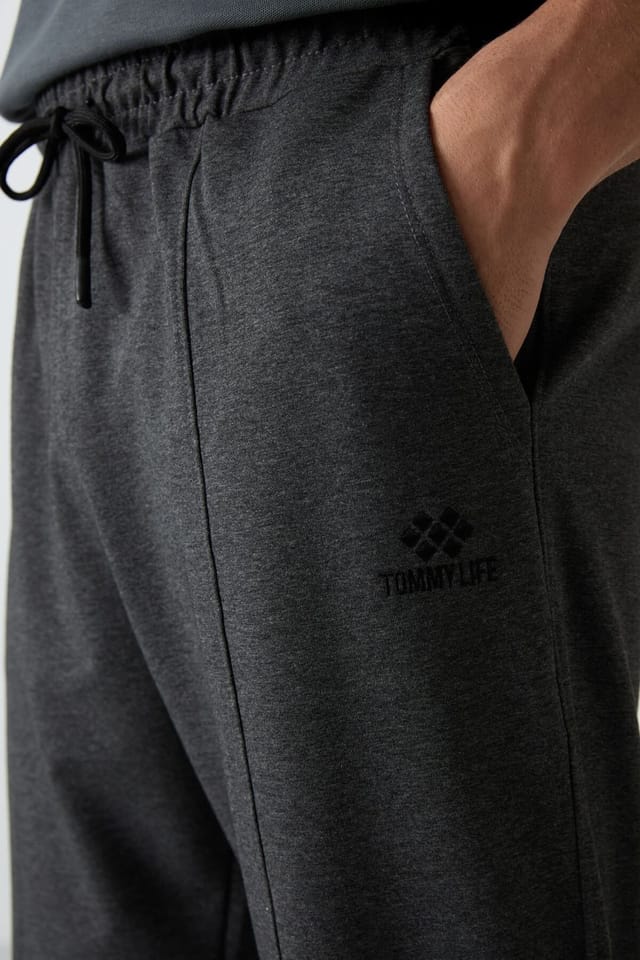 Tommy Life Tommy Life Men's Fleece Jogger Sweatpants in Charcoal - 3
